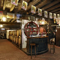 Les Caves du Chateau