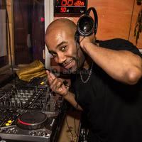 Dj et piste de danse