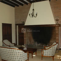 Salon avec cheminée