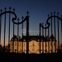 Le château de la Motte-Tilly de nuit