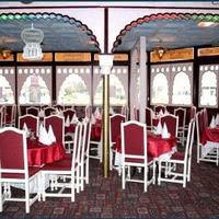 L'Orientalis Reception