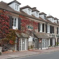 Hôtel Le Chene Pendragon***