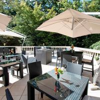 HOTEL LE PAVILLON / TERRASSE
