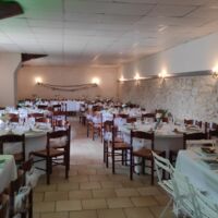 Grande salle du mas le Petit Nizon