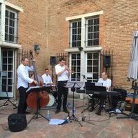 Concert de jazz, terrasse de la roseraie