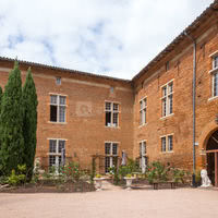 Le château vu de la cour d'honneur