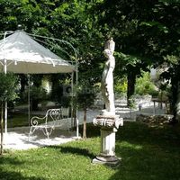 La Grotte de la Roche Aux Fées