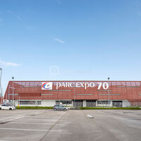 Parking 160 places