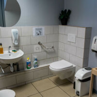 Toilettes PMR - Salle Riviera