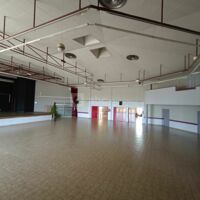 Salle des fêtes sans configuration