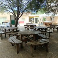 Terrasse côté accueil