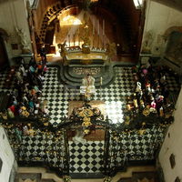 Cérémonie religieuse dans l'église