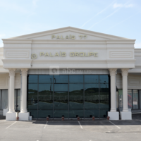 Devanture  palais 77