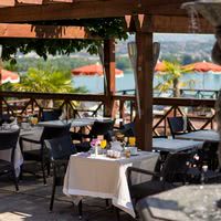Les Trésoms Lake & Spa Resort