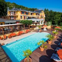 Les Trésoms Lake & Spa Resort
