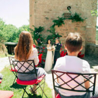 Cérémonie devant la Tour