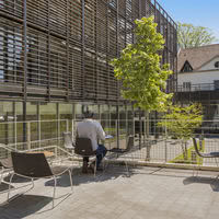 Vue terrasse bar extérieur