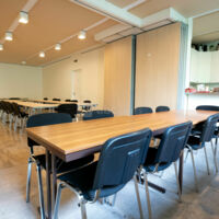 Salle cocktail 180m2 modulable - Configuration réunion