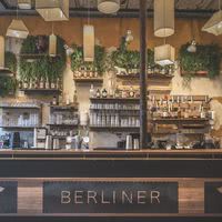 Bar et arrière de bar