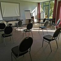 SALLE DE REUNION EN THEATRE