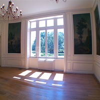 SALON AUX PEINTURES CHÂTEAU