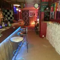 Le Nostalgique French Pub