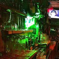 Le Nostalgique French Pub