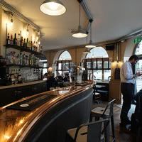 Roy's Pub