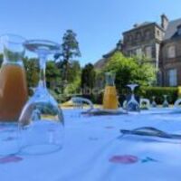 Déjeuner dans l'herbe