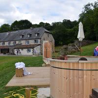 Bain nordique chauffé au bois 8 places