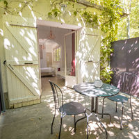 Chambre vue sur parc avec terrasse