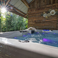 Jacuzzi chateau des ayes