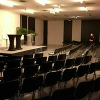Configuration conférence - 5 salons VIP