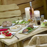 Les Cabanes des Grands Chênes