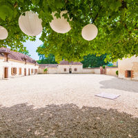 Grange et Orangerie du Château de Vaux