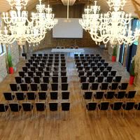 Configuration théâtre / conférence
