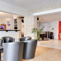 LE BAR