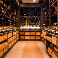 Boutique/CAVE