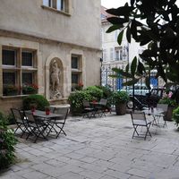 La Cour