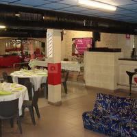 Cedrus 2 le bar et la salle