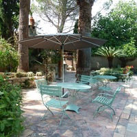 Terrasse côté piscine