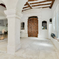 Entrée de la grande maison