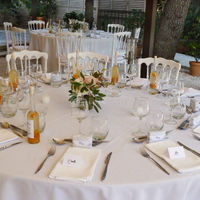 Table sous la pergola