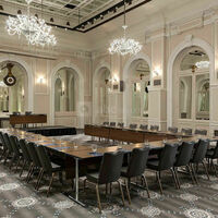 Salon Baccarat dispositon U-ouvert