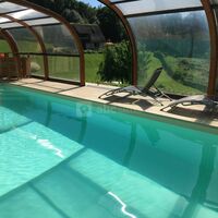 Piscine chauffé à 27° d'Avril à Octobre.
