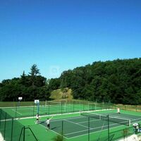 Terrain de Tennis et Terrain Multi-sports