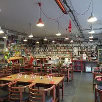 Salle et librairie