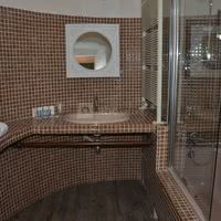 Suite Romantique SDB dans tour ouest