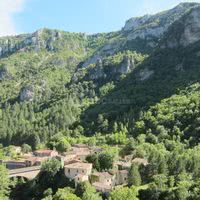 Vue de la terrasse sur la vallée et Madières