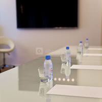 Paris Artois, Luxury Club